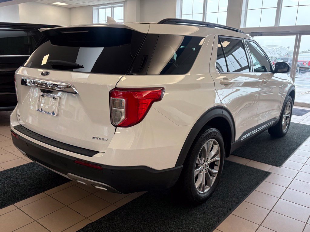 Used 2024 Ford Explorer XLT w/ Equipment Group 202A AWD/4WD image 5