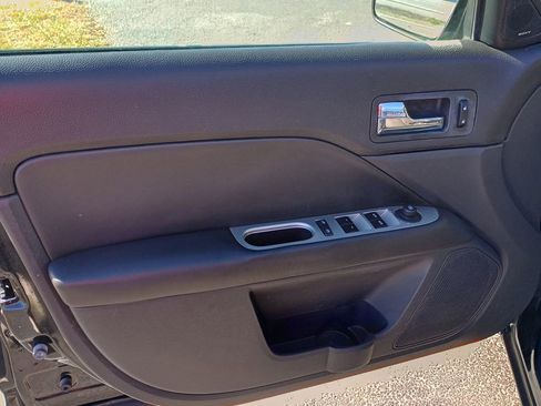 Used 2011 Ford Fusion SEL w/ 302A Rapid Spec Order Code image 11