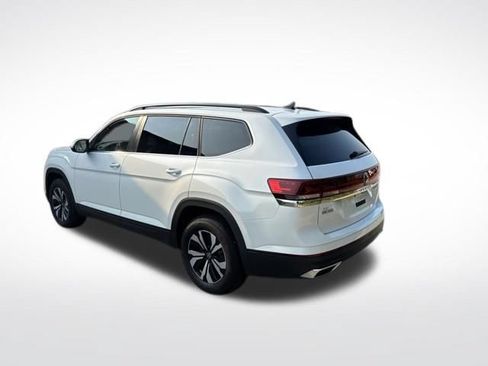 Used 2026 Volkswagen Atlas SE FWD image 5