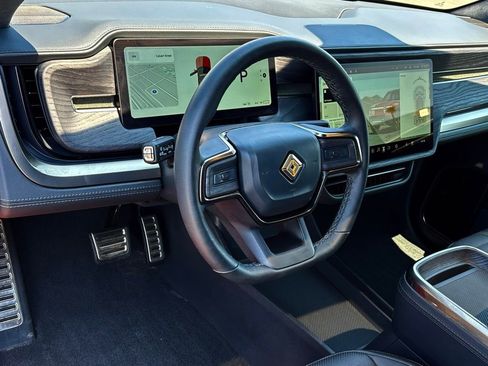 Used 2024 Rivian R1S Adventure image 9