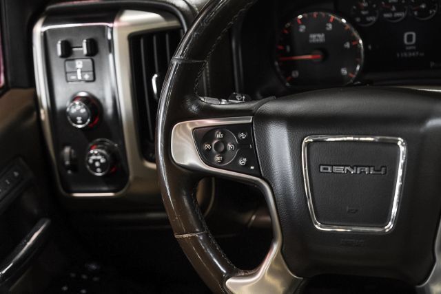 Used 2015 GMC Sierra 2500 Denali w/ Duramax Plus Package AWD/4WD image 19