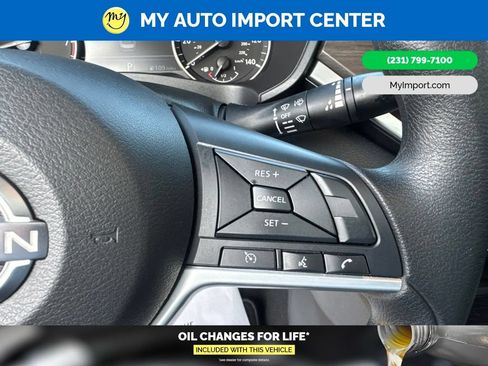 Used 2025 Nissan Altima 2.5 SV w/ SV Special Edition Package AWD/4WD image 17