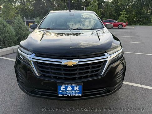 Used 2022 Chevrolet Equinox LS FWD image 6