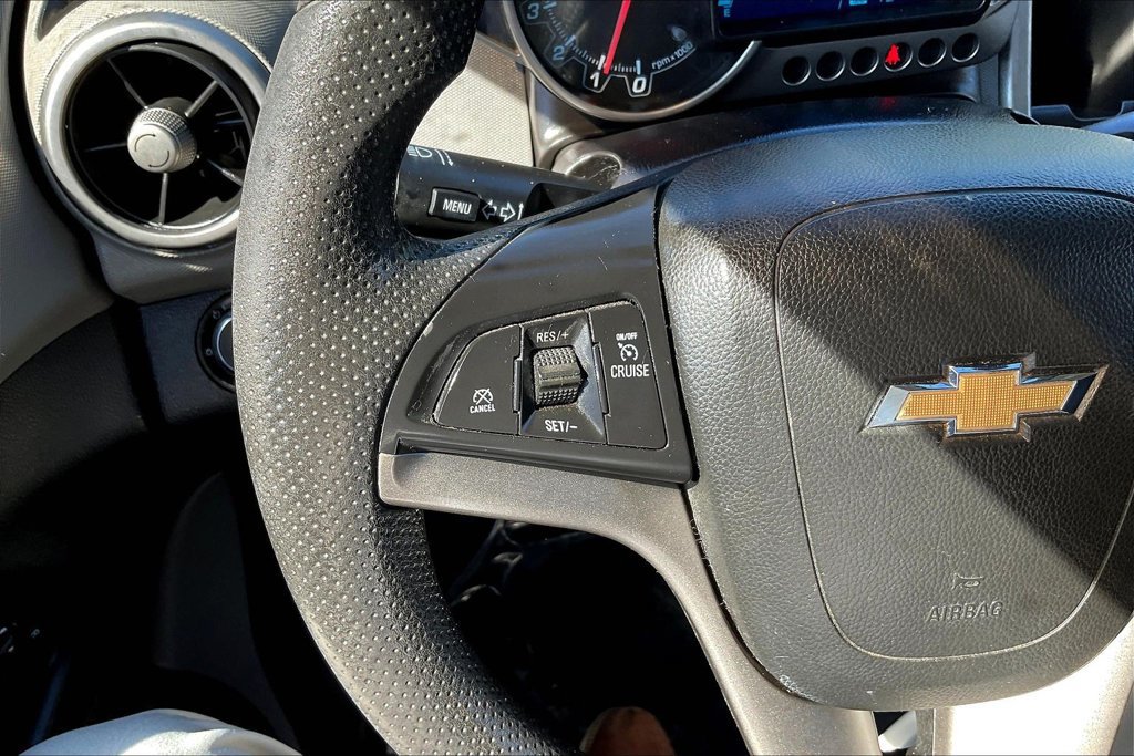 Used 2015 Chevrolet Sonic LT FWD image 11