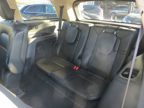 Used 2023 Lincoln Aviator AWD w/ Premium Package image 24