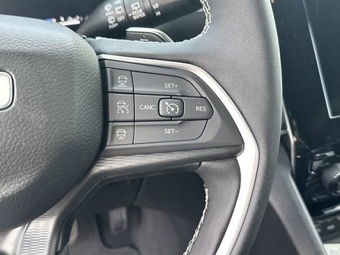 New 2025 Jeep Grand Cherokee L Altitude image 23