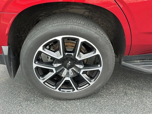 Used 2021 Chevrolet Tahoe RST w/ Luxury Package image 9