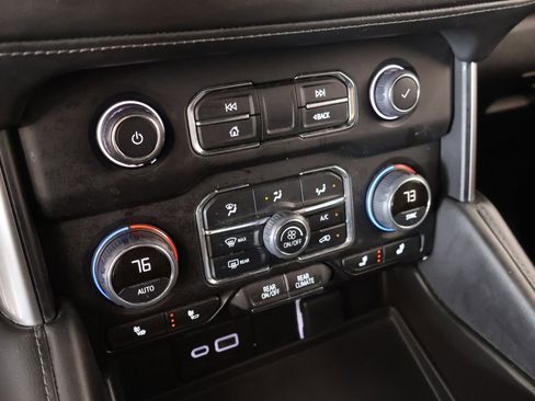 Used 2024 Chevrolet Tahoe LT AWD/4WD image 7