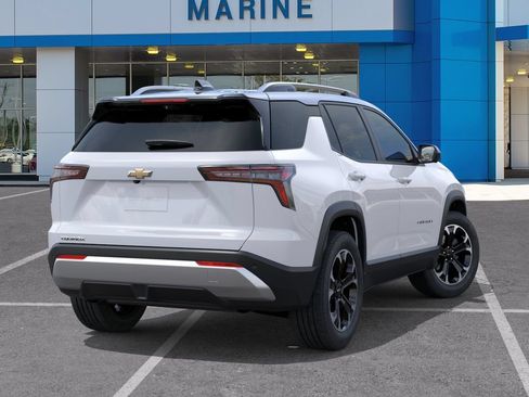 New 2027 Chevrolet Equinox LT w/ Convenience Package II FWD image 4