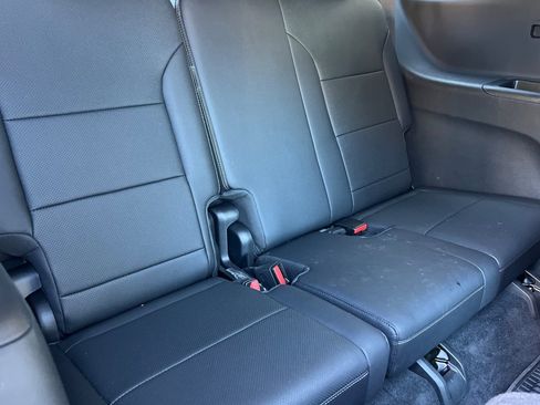 Certified 2025 Chevrolet Traverse High Country w/ LPO, Floor Liner Package image 14