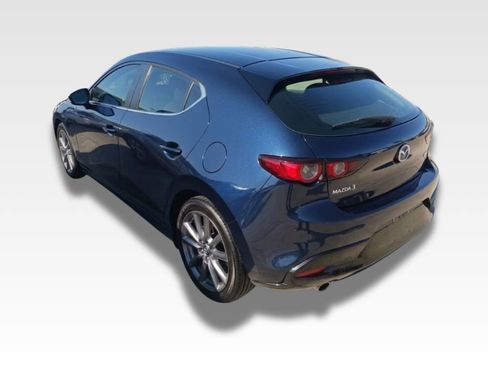 Used 2019 MAZDA MAZDA3 AWD Hatchback image 3