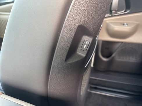 New 2026 Kia Carnival image 14