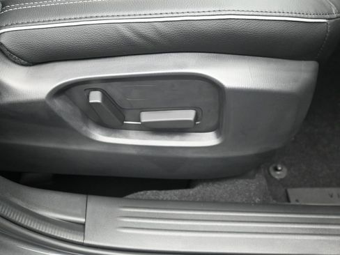 Used 2025 MAZDA CX-5 AWD 2.5 S w/ Premium Plus Pkg image 18