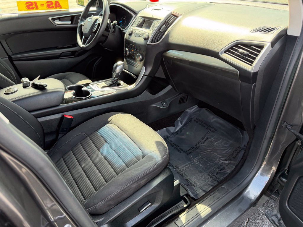 Used 2016 Ford Edge SEL FWD image 18