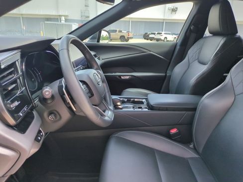 Used 2024 Lexus RX 350 FWD w/ Technology Package image 15