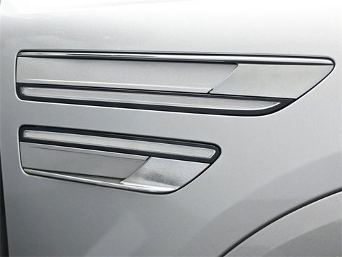 Used 2021 Genesis GV80 2.5T image 50