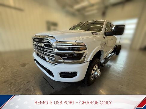 New 2026 RAM 3500 Big Horn w/ Laramie Trim Package AWD/4WD image 14