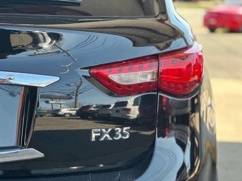 Used 2011 INFINITI FX35 AWD w/ Premium Pkg image 9