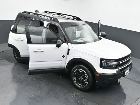 New 2025 Ford Bronco Sport Outer Banks w/ Outer Banks Tech Package+ AWD/4WD image 59