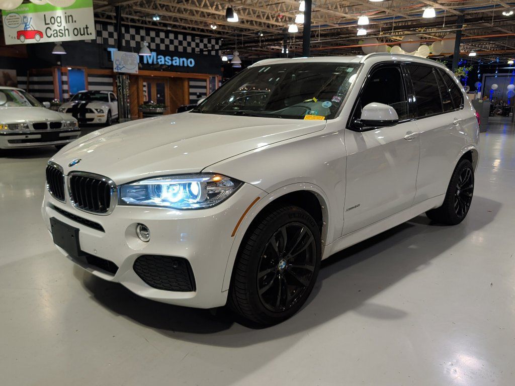 Used 2018 BMW X5 xDrive35i w/ M Sport Package AWD/4WD image 12