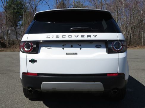 Used 2019 Land Rover Discovery Sport HSE image 6