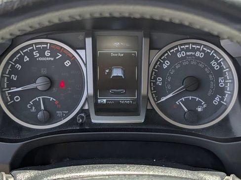 Used 2023 Toyota Tacoma SR5 AWD/4WD image 20