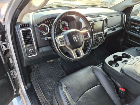 Used 2016 RAM 2500 Laramie w/ Convenience Group AWD/4WD image 16