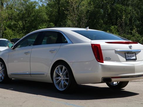 Used 2014 Cadillac XTS Premium FWD image 16