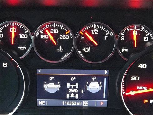 Used 2021 Chevrolet Silverado 1500 LT Trail Boss AWD/4WD image 8