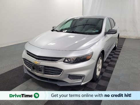 Used 2017 Chevrolet Malibu LS FWD image 1