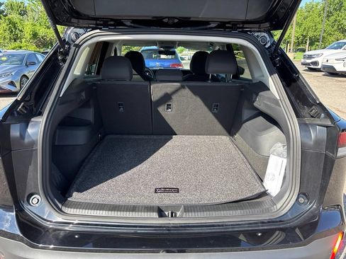 Used 2025 Volkswagen Tiguan S FWD image 14