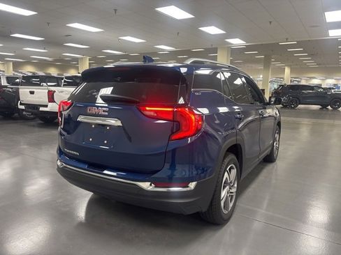 Used 2021 GMC Terrain SLT w/ LPO, Cargo Package image 7