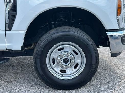 Certified 2026 Ford F250 XL w/ XL Chrome Package AWD/4WD image 31