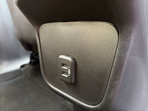 Used 2024 Chevrolet Equinox LT FWD image 18