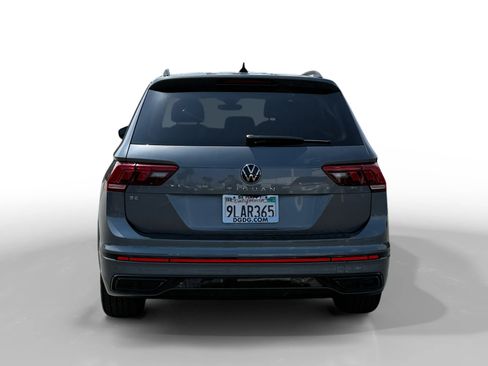 Used 2023 Volkswagen Tiguan SE R-Line FWD image 4