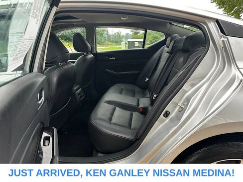 Used 2020 Nissan Altima 2.5 SL AWD/4WD image 16