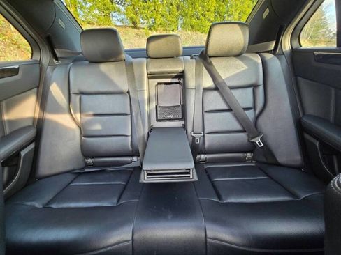 Used 2012 Mercedes-Benz E 350 BlueTEC Sedan image 15