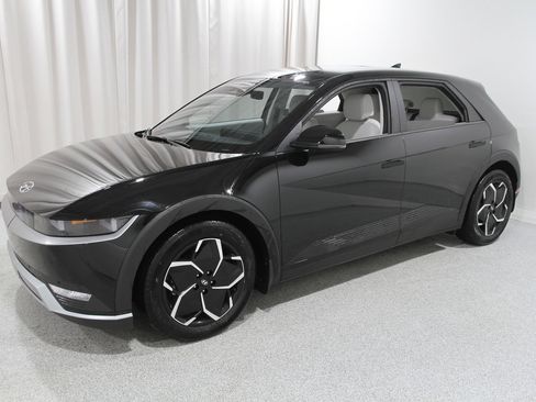 Certified 2023 Hyundai Ioniq 5 SEL image 3