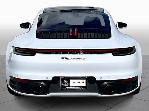 Used 2022 Porsche 911 Carrera S image 4