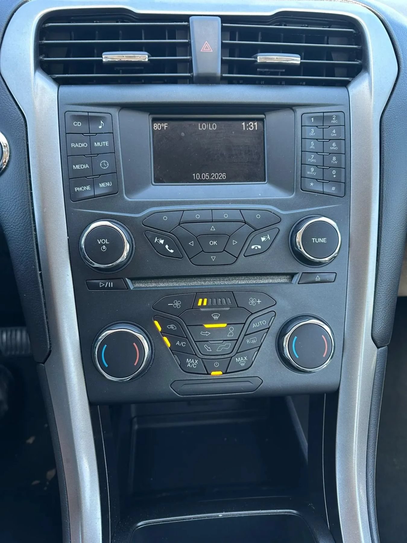 Used 2018 Ford Fusion S FWD image 20
