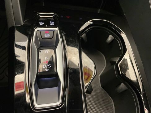 Used 2025 Audi Q5 Premium Plus image 16