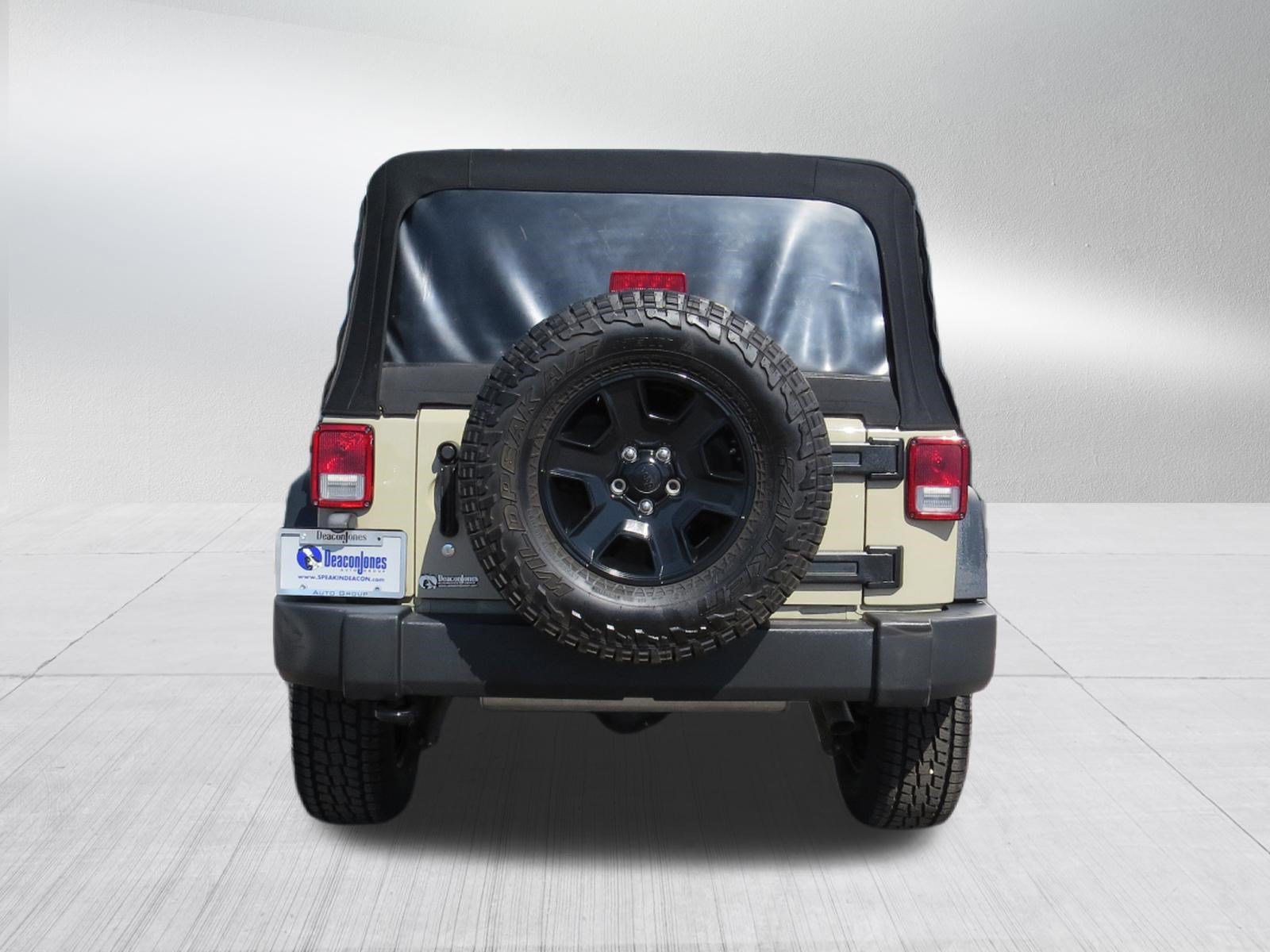 Used 2018 Jeep Wrangler Unlimited Sport S AWD/4WD image 4
