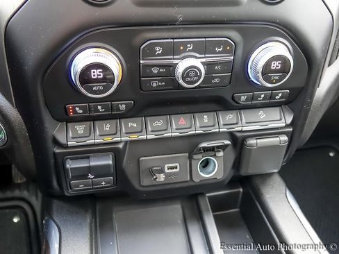 Used 2023 GMC Sierra 2500 Denali w/ Denali Ultimate Package image 24