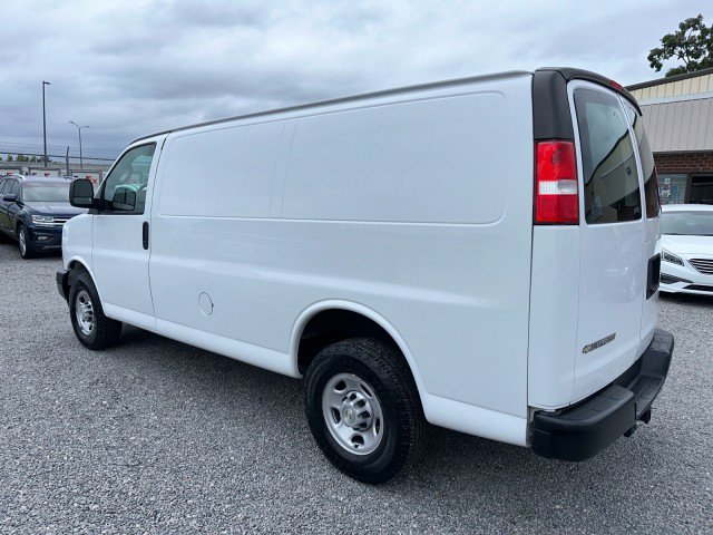 Used 2020 Chevrolet Express 2500 w/ Driver Convenience Package RWD image 11