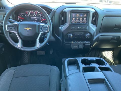 Used 2022 Chevrolet Silverado 1500 Custom w/ Safety Confidence Package image 4