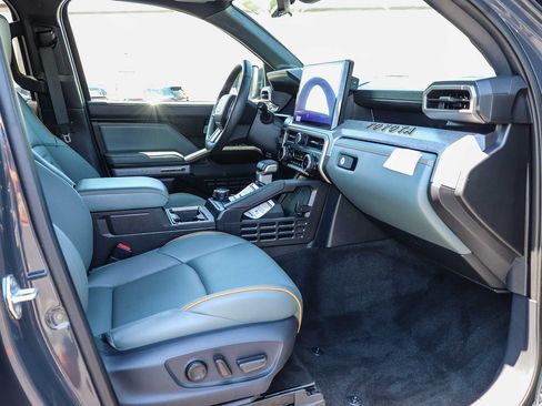 Used 2024 Toyota Tacoma 4x4 Double Cab Hybrid image 20