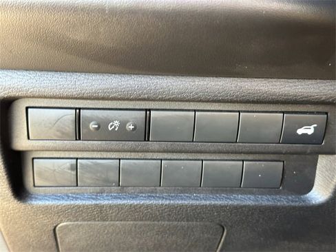 Used 2024 Mitsubishi Outlander SE image 19