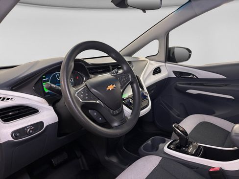Used 2018 Chevrolet Bolt LT FWD image 19