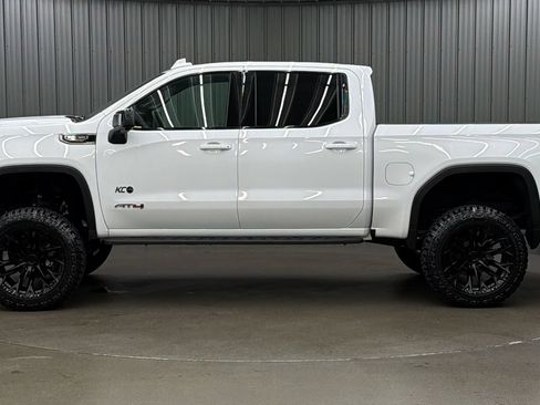 Used 2026 GMC Sierra 1500 AT4 w/ AT4 Premium Package AWD/4WD image 2