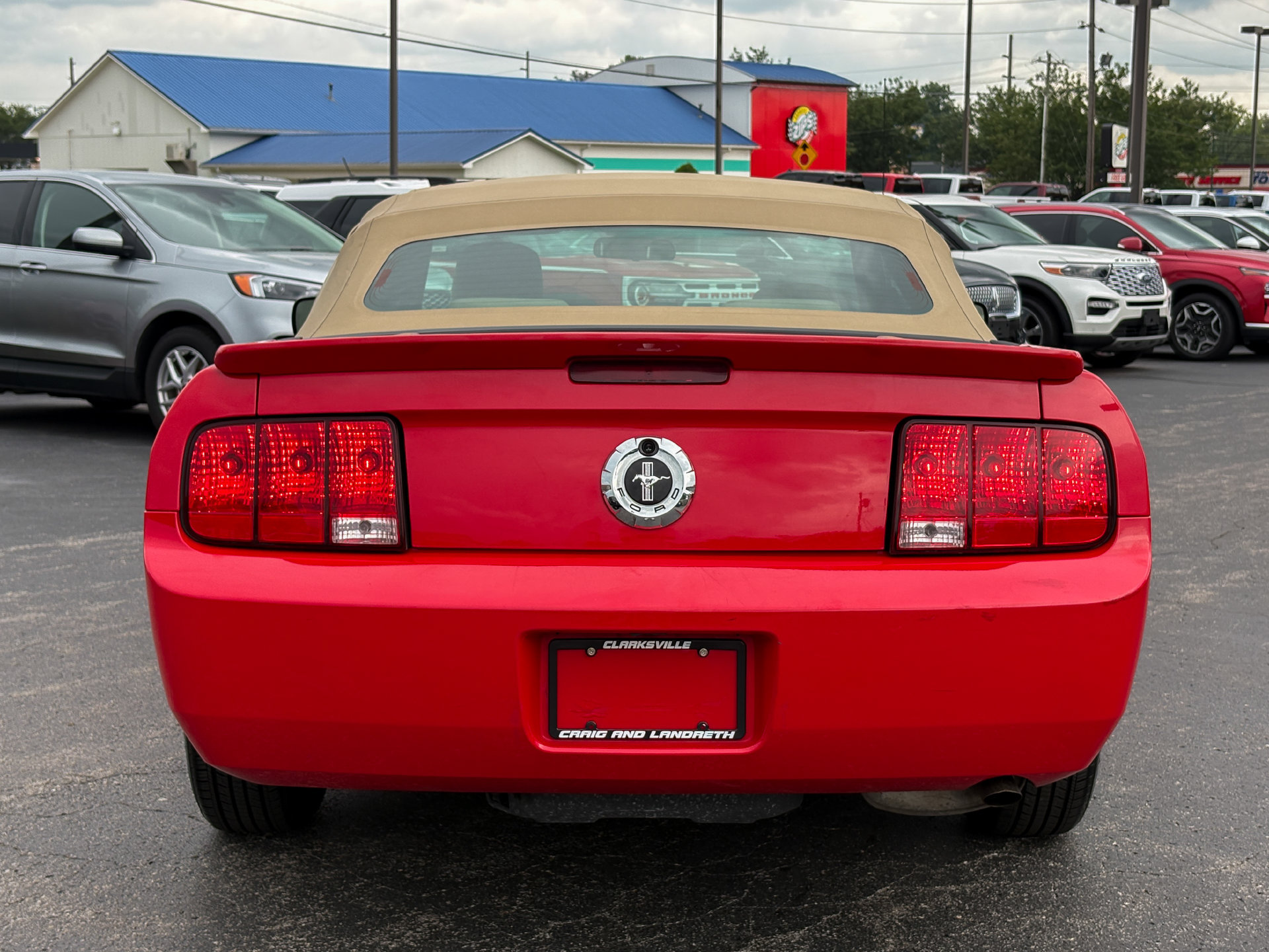 Used 2009 Ford Mustang Convertible RWD image 13
